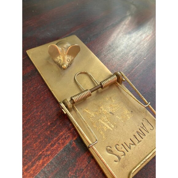 Vintage brass mini mouse trap “can’t miss” Business card holder patina - Picture 4 of 6